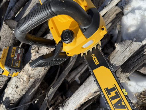 Bucking spikes on the FlexVolt saw